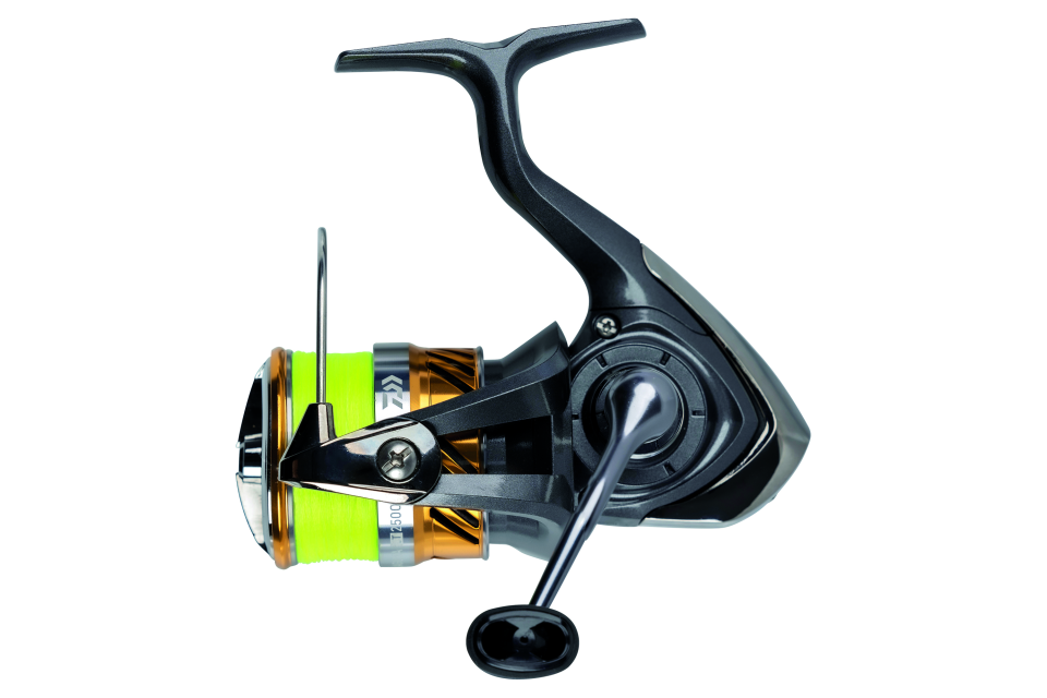 Daiwa Laguna LT Spinnrolle bespult mit J-Braid X4 Schnur