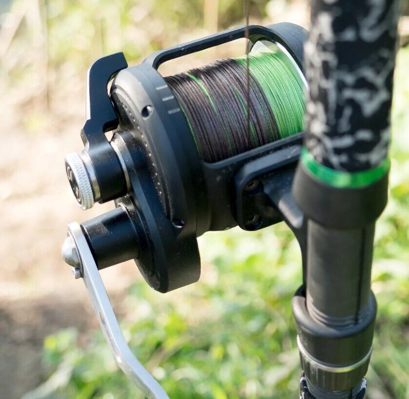 Zeck Fishing HR 20 - Multirolle - Welsrolle - Wallerrolle hängende Multirollle