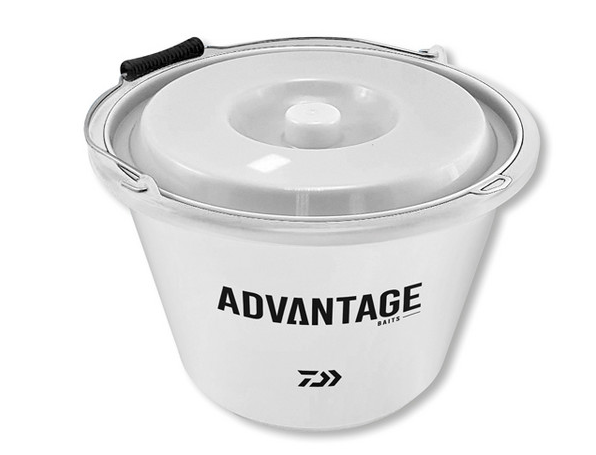 Daiwa ADVANTAGE Futtereimer 12L und 18L Bait Bucket